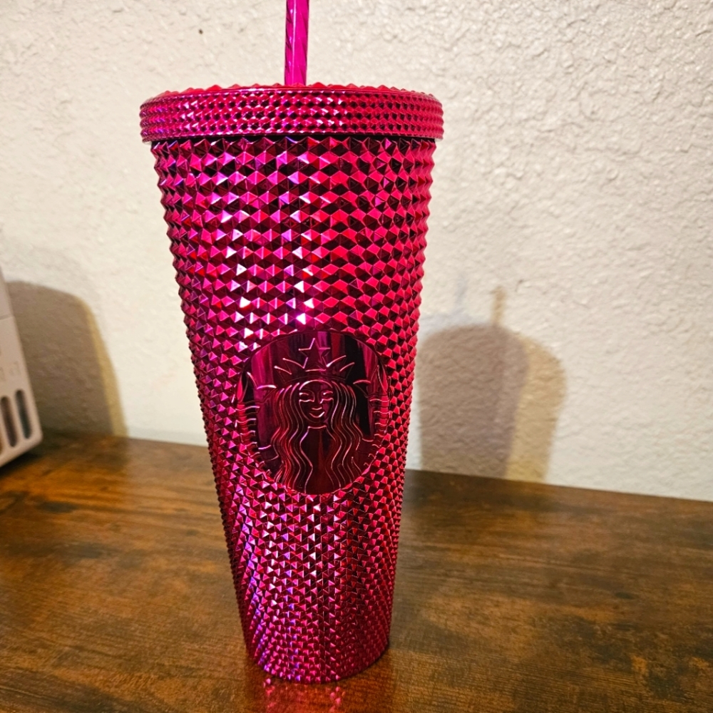 Starbuck cup